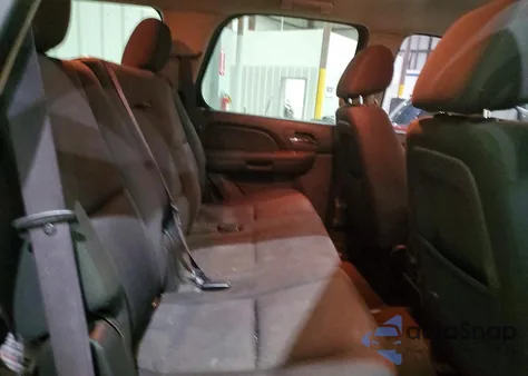 2012 Chevrolet Tahoe K1500 Ls z USA, uszkodzony, nr VIN 1GNSKAE05CR218900